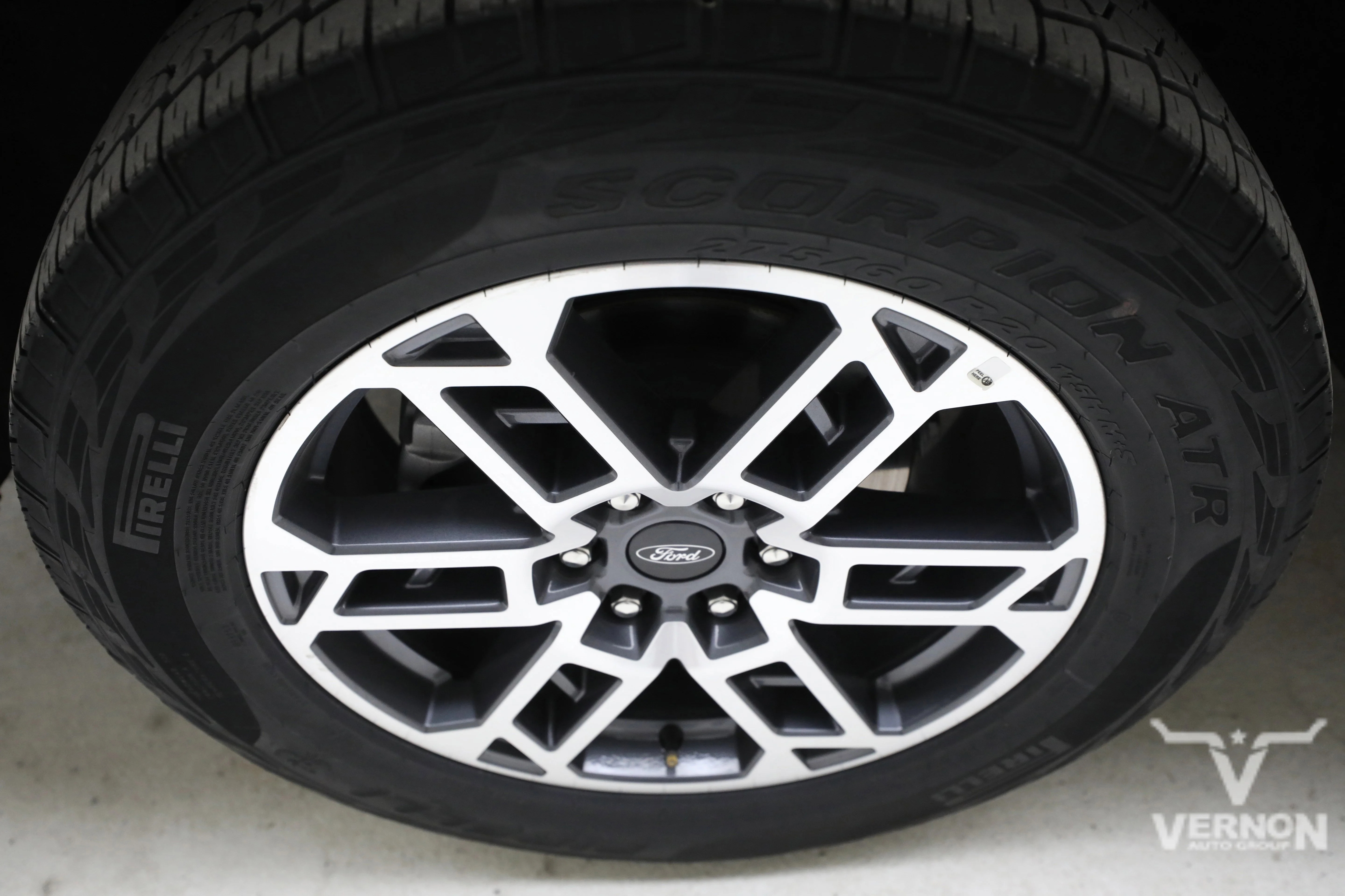 Pre-Owned 2025 Ford Expedition Active 4x4