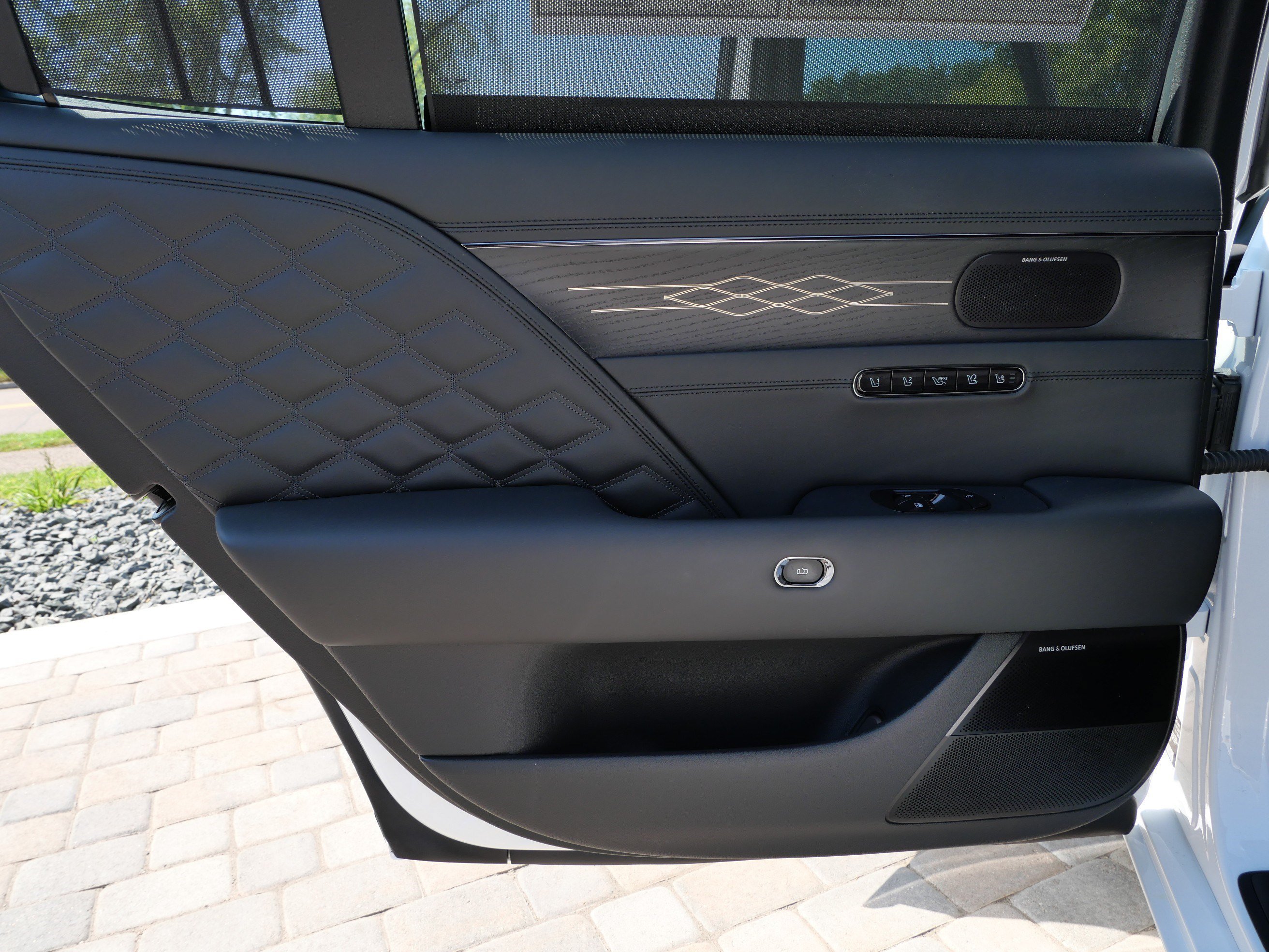 2026 GENESIS G90 Prestige Black - Photo 7