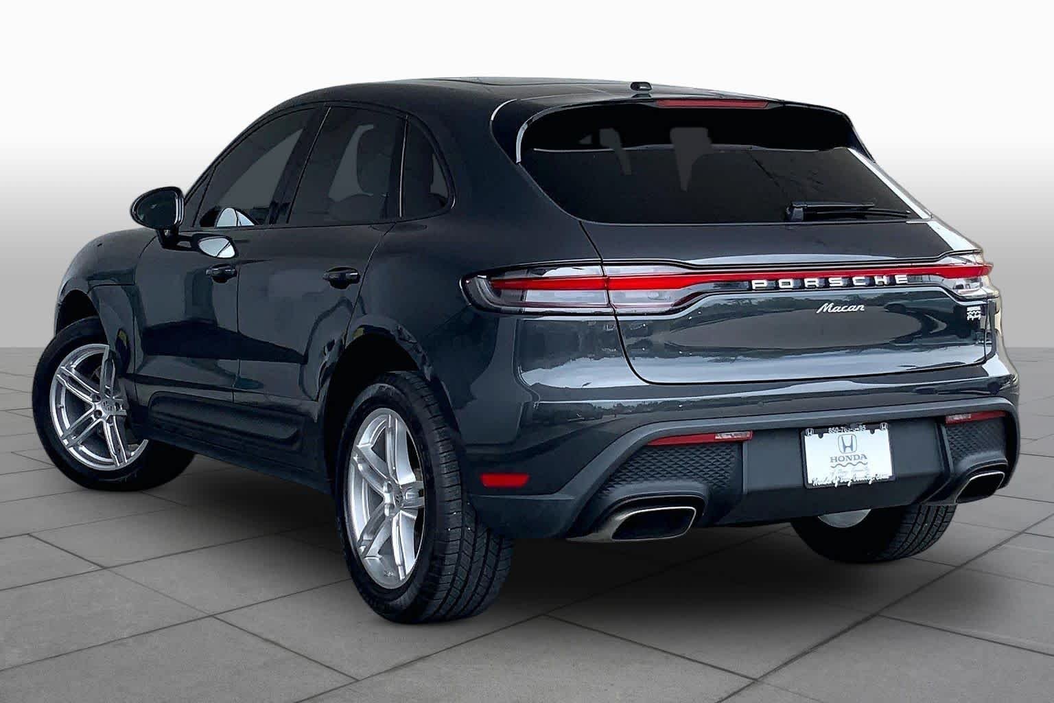 2022 Porsche Macan Base - Photo 12
