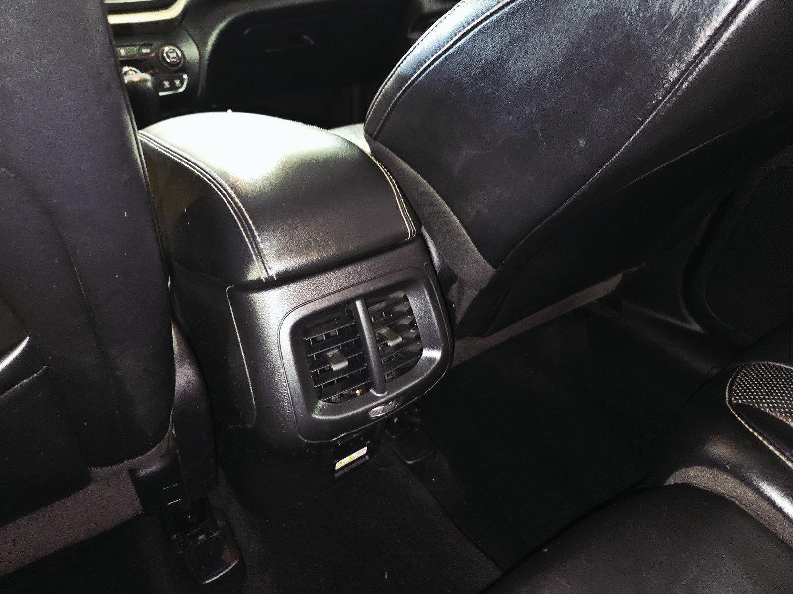 Used 2014 Brilliant Black Crystal Pearlcoat Jeep Limited image 47