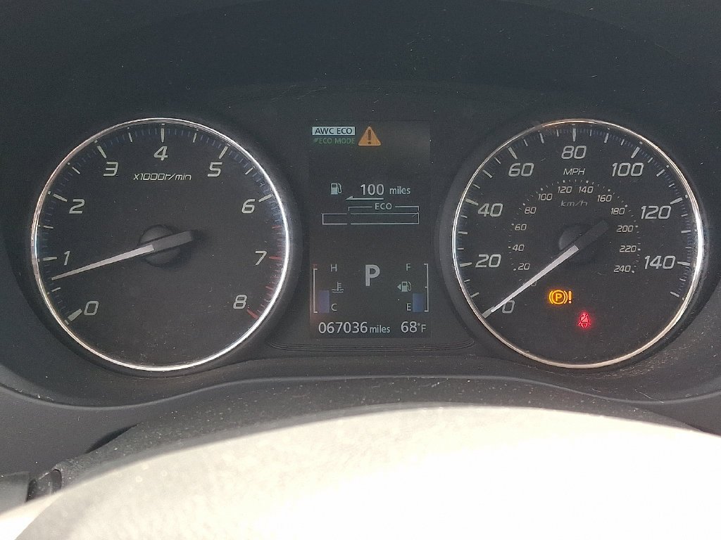 Used 2020 Silver Mitsubishi ES image 22