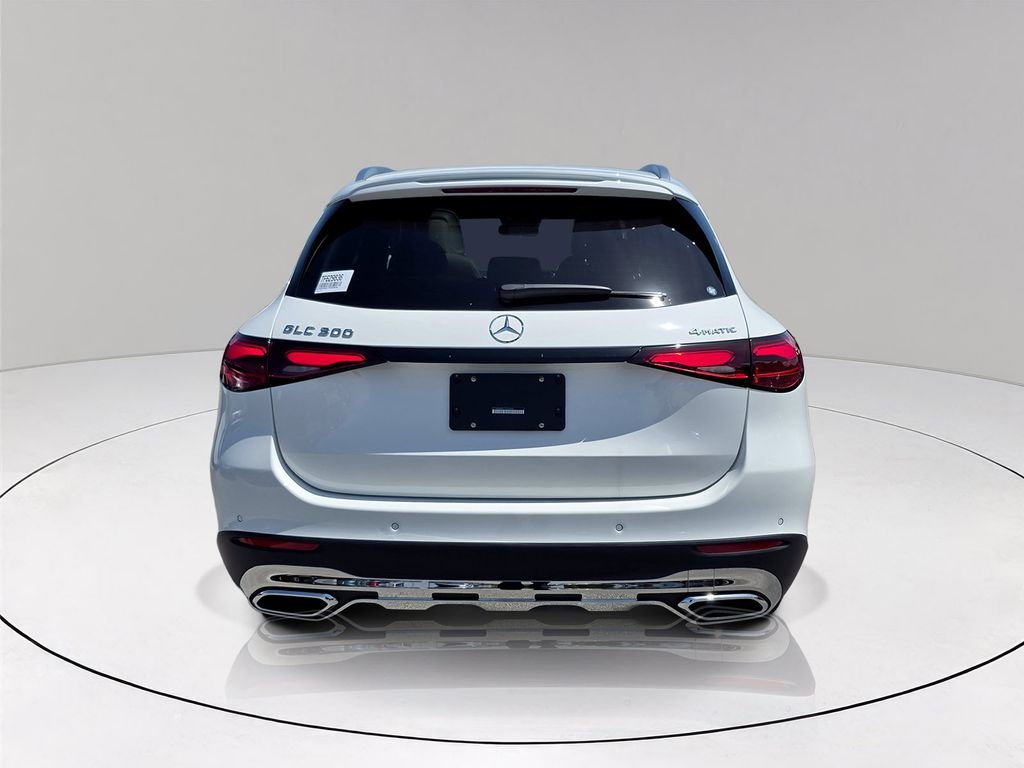 New 2026 Polar White Mercedes-Benz GLC 300 image 5