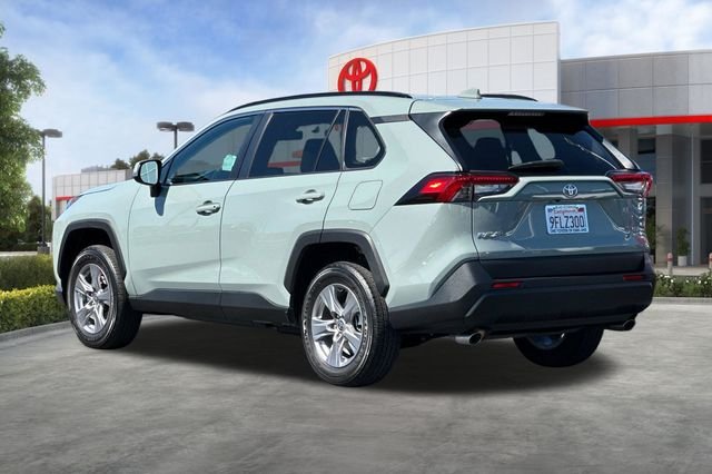 Certified Used 2023  Toyota XLE image 7
