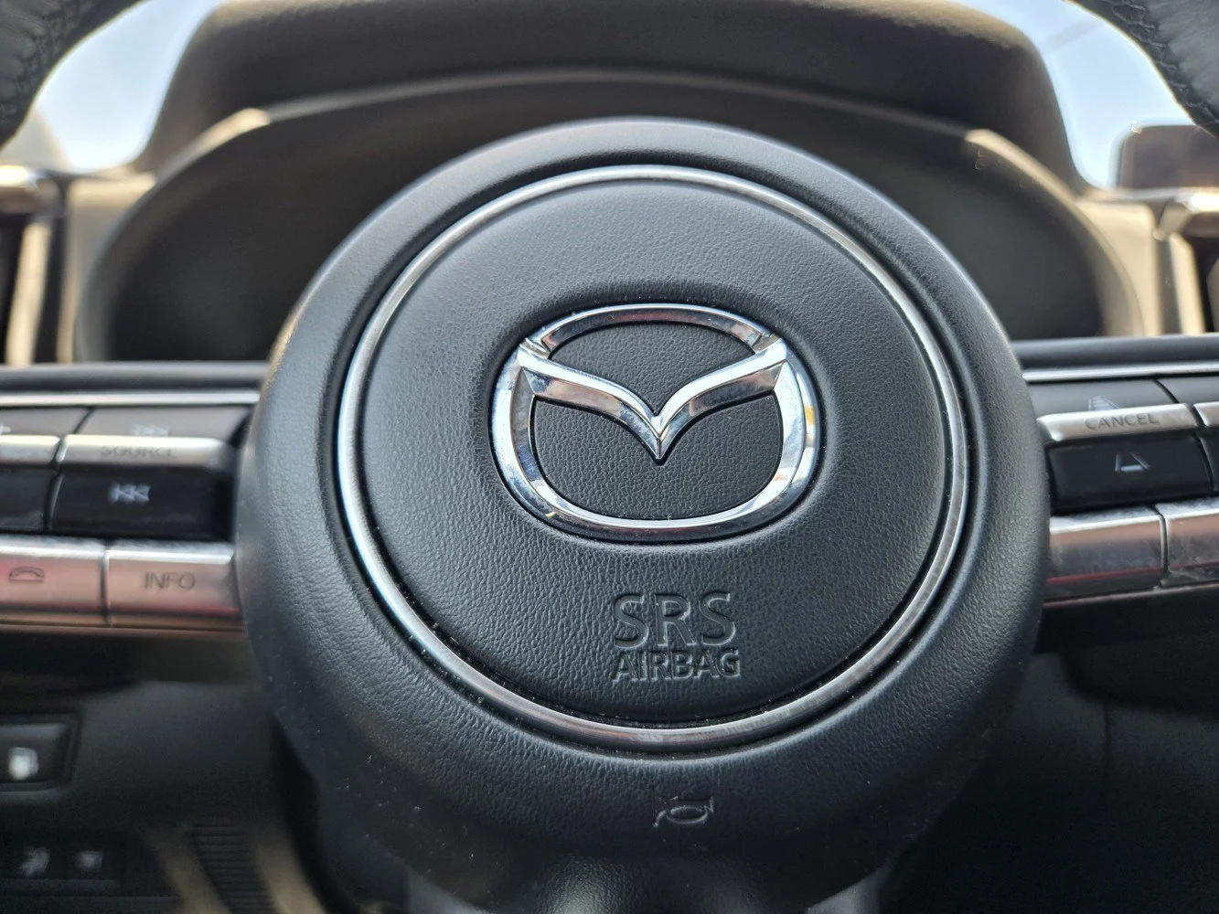 Used 2025 Wind Chill Pearl Mazda Premium Plus Package image 26