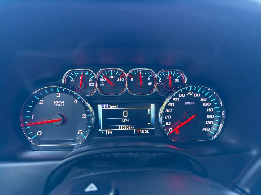 2020 Chevrolet Suburban Premier - Photo 14