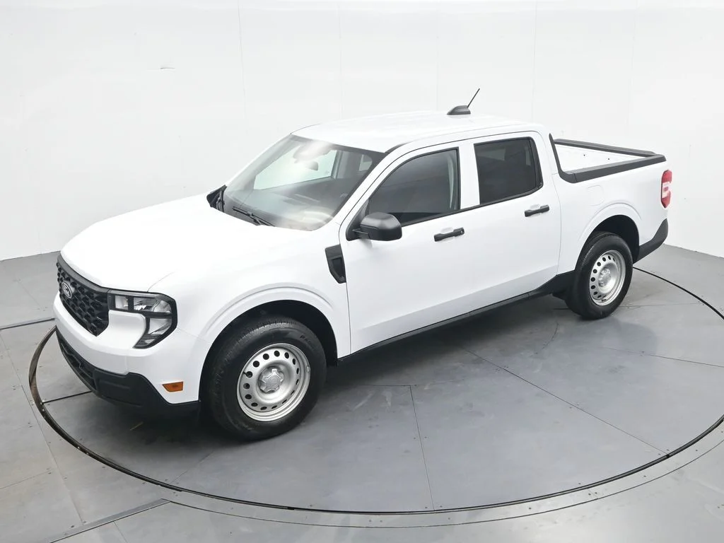New 2026 White Ford XL image 22