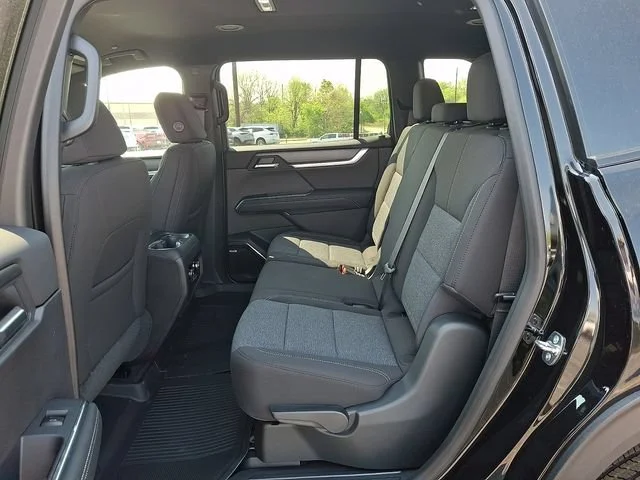 New 2026 Ebony Twilight Metallic GMC Elevation image 10