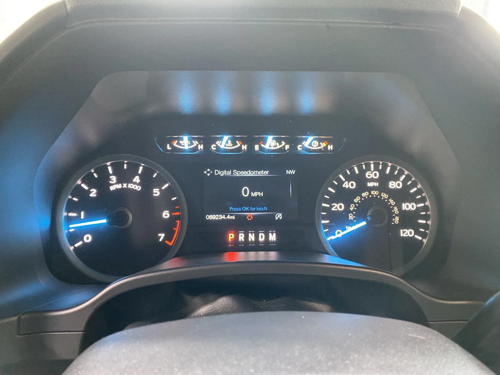 Used 2019 Oxford White Ford XLT image 19