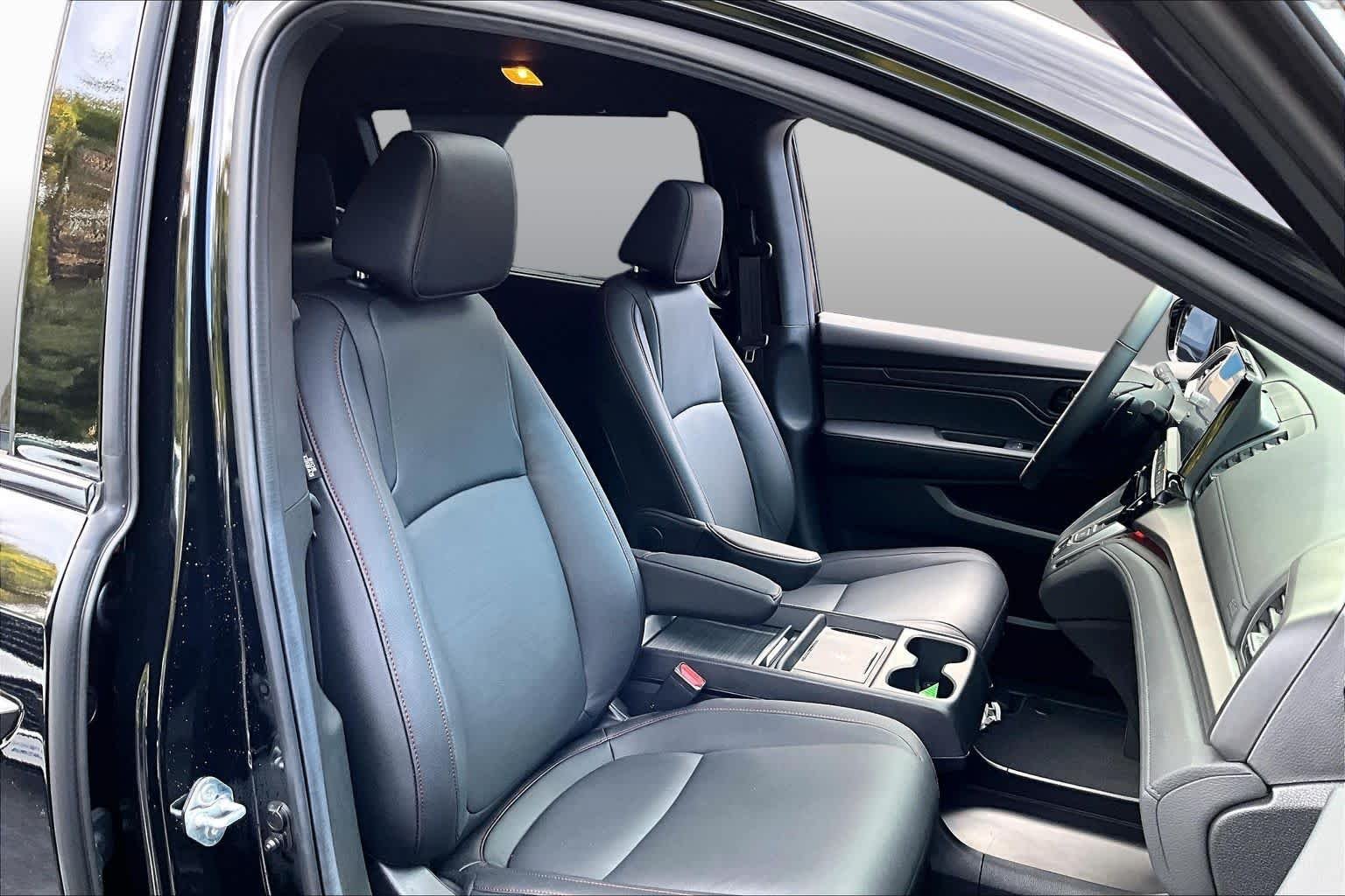 Certified Used 2026 Crystal Black Pearl Honda Sport-L image 9