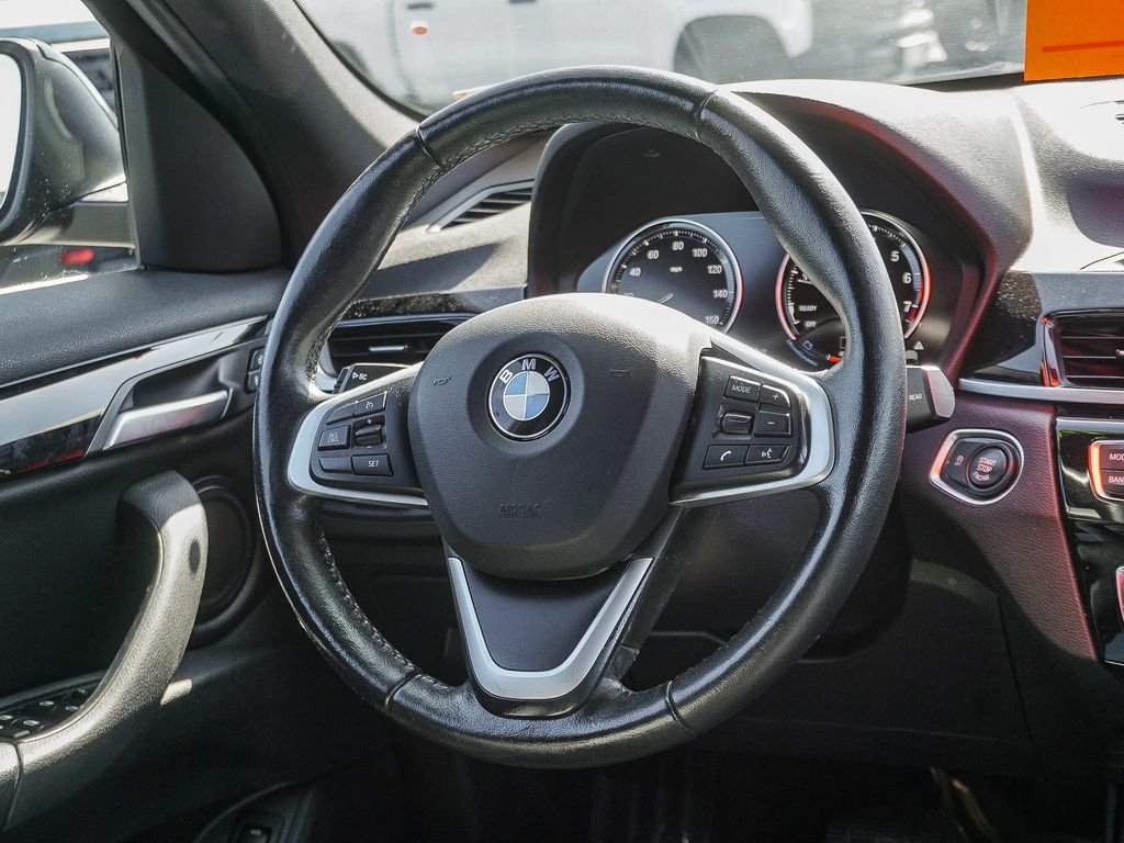 Used 2019 Black BMW xDrive28i image 16