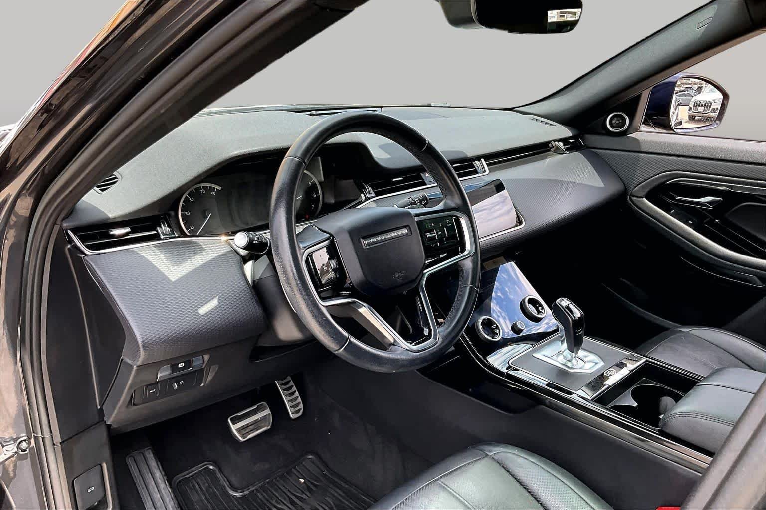 Used 2023 Santorini Black Metallic Land Rover R-Dynamic S image 16