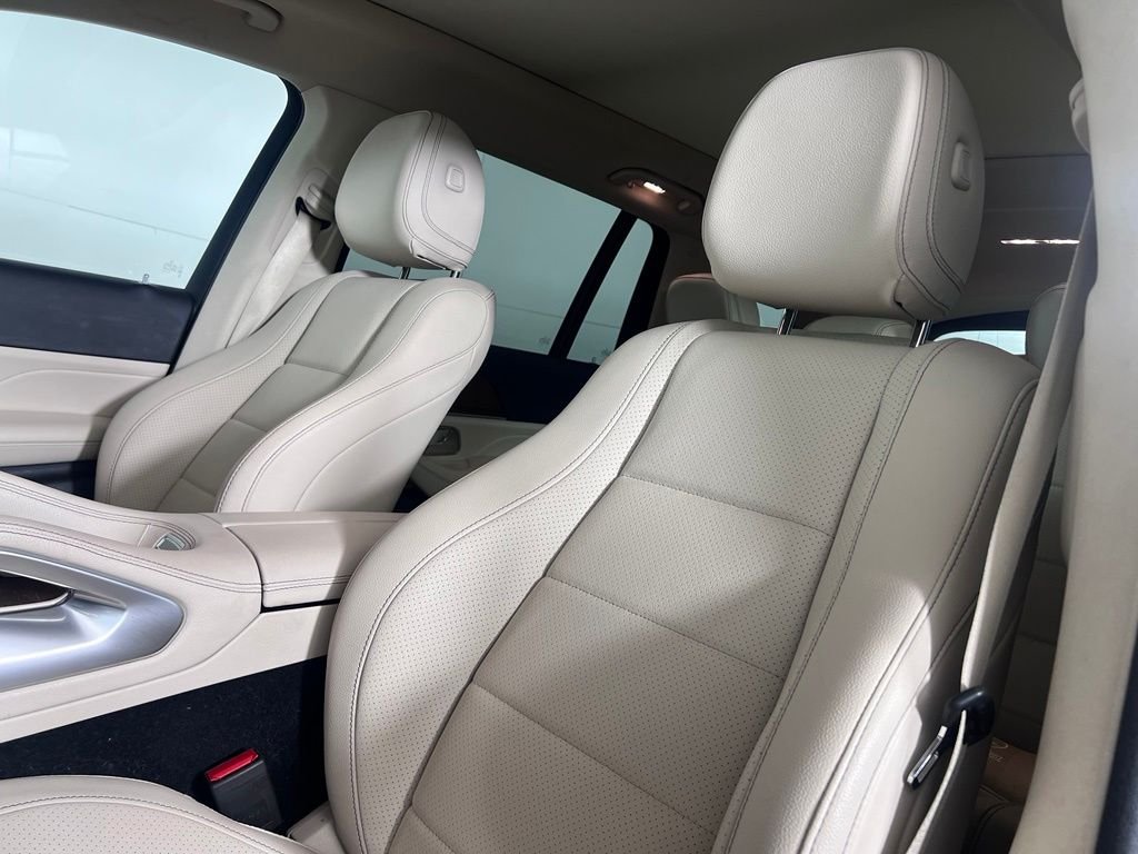 Used 2021  Mercedes-Benz GLS 450 image 5