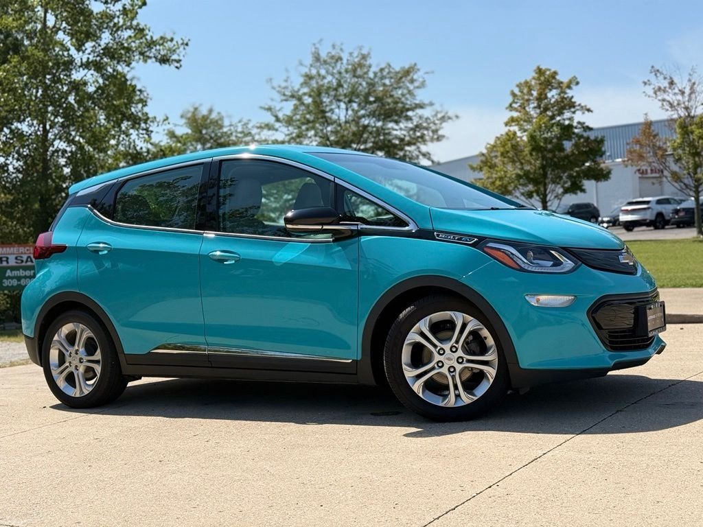 Used 2020 Blue Chevrolet LT image 9