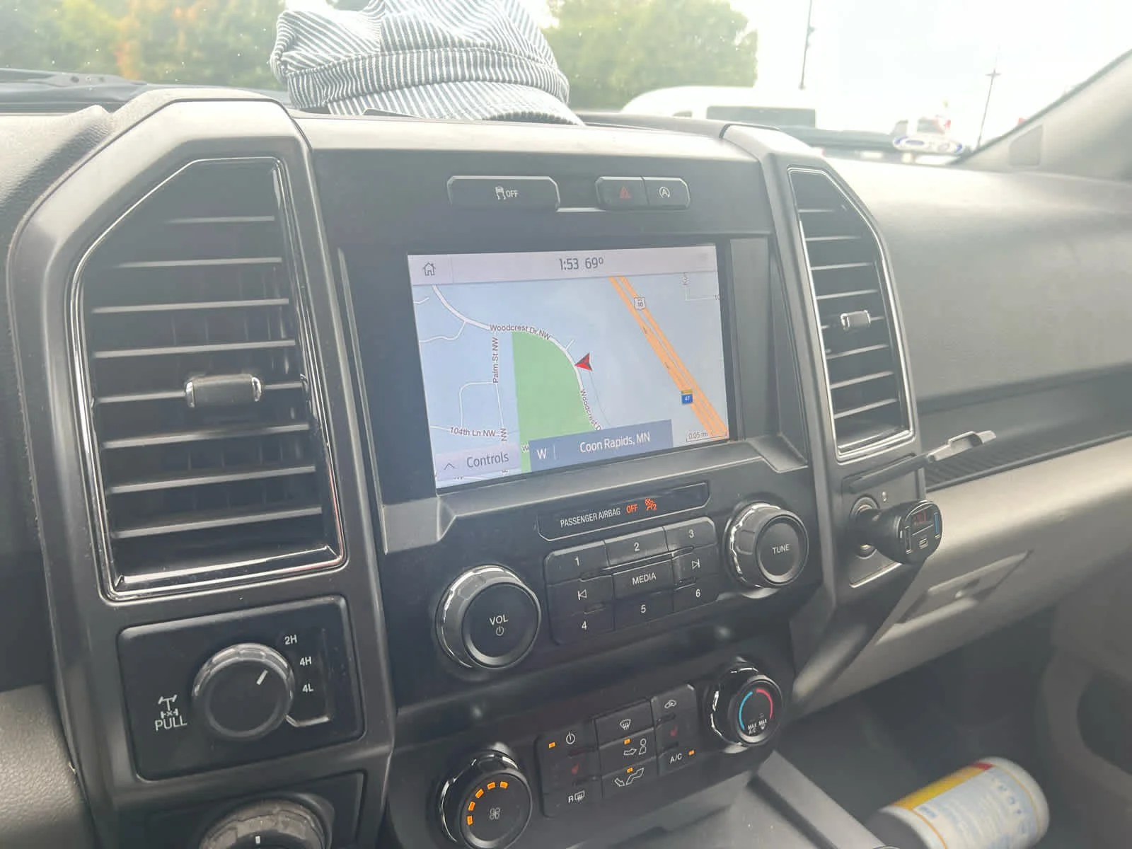 Used 2020 Agate Black Metallic Ford XLT image 10