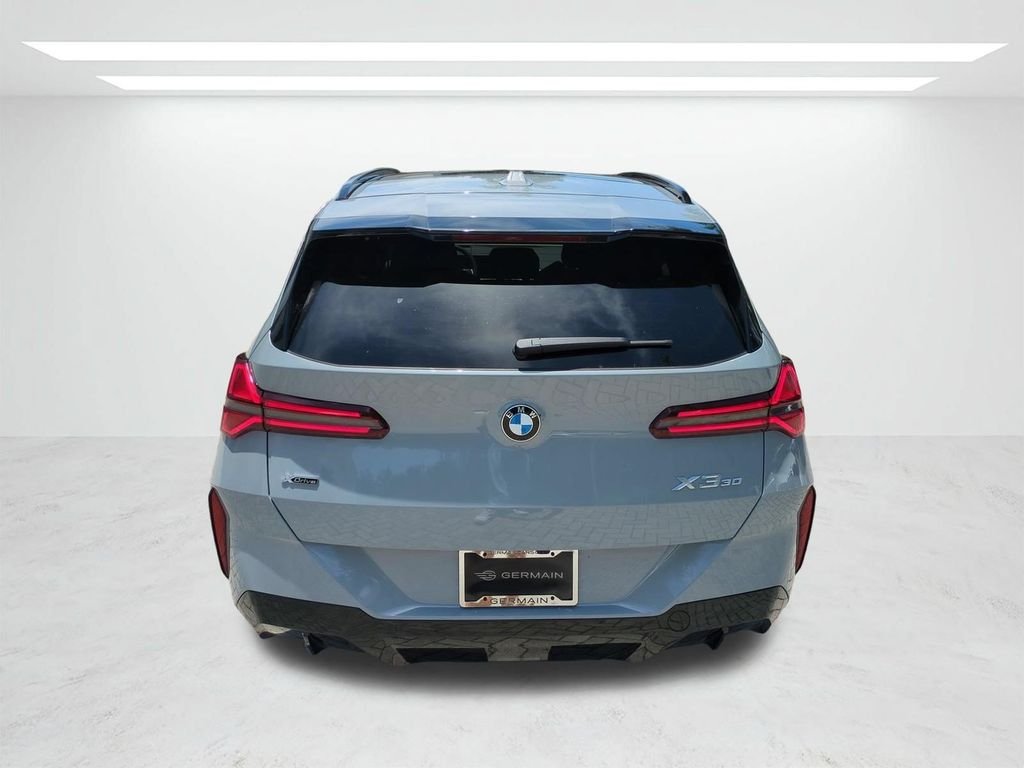 New 2026 Gray Metallic BMW 30 xDrive image 5