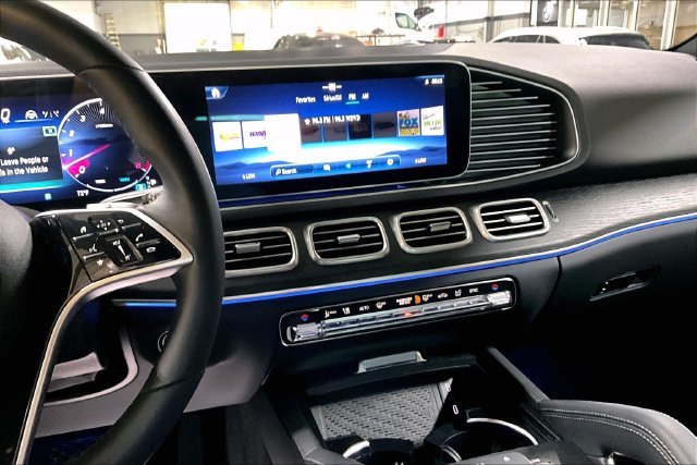 Certified Used 2026 Gray Mercedes-Benz GLE 450 image 9