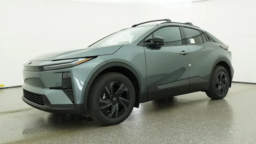 New 2026 Overcast Toyota SE image 5
