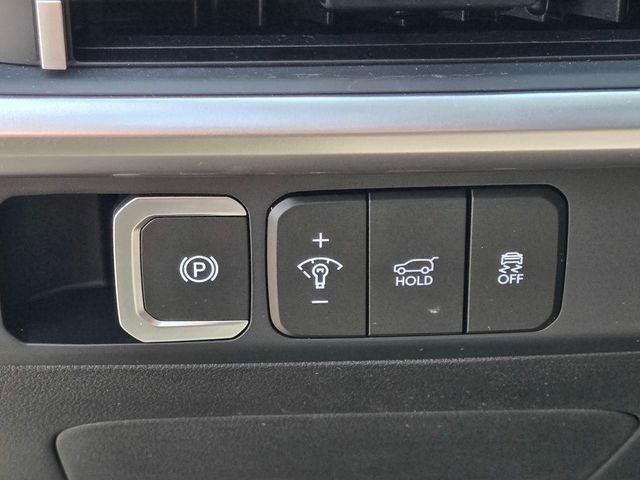New 2026 Gray Hyundai SEL FWD image 18