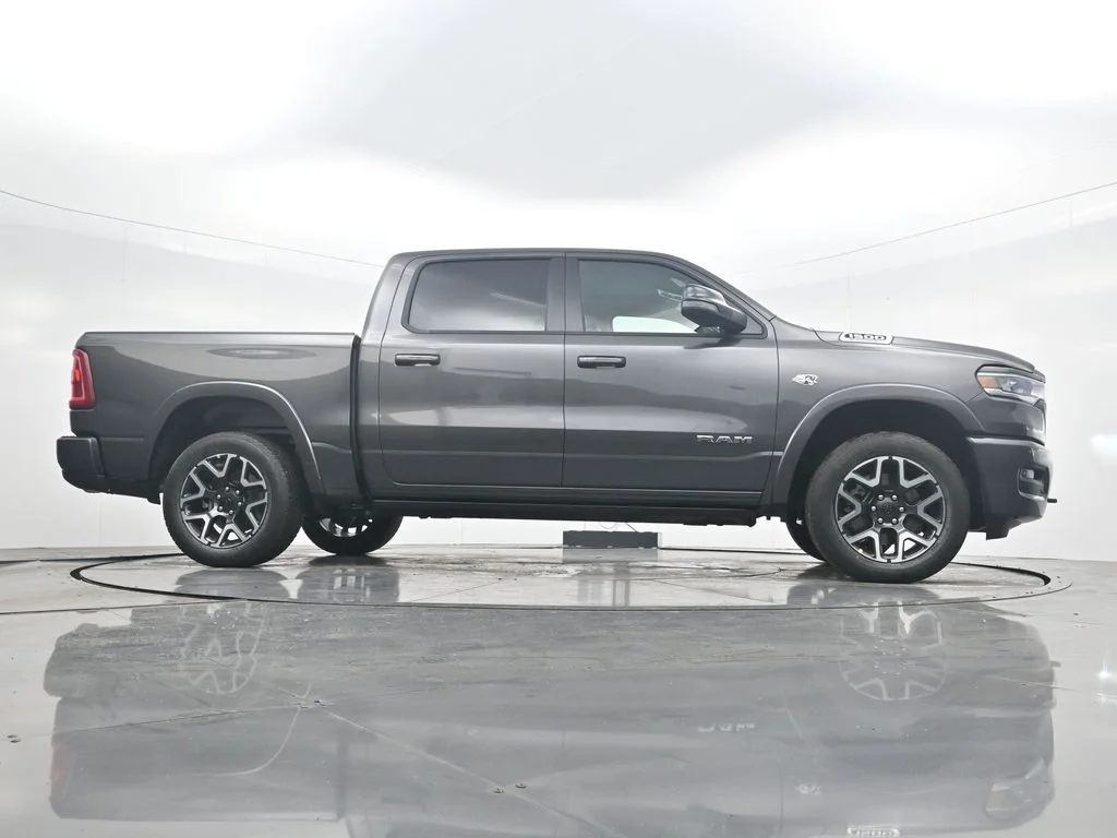New 2026 Granite Crystal Metallic Clear-Coat Exterior Paint RAM Laramie image 35