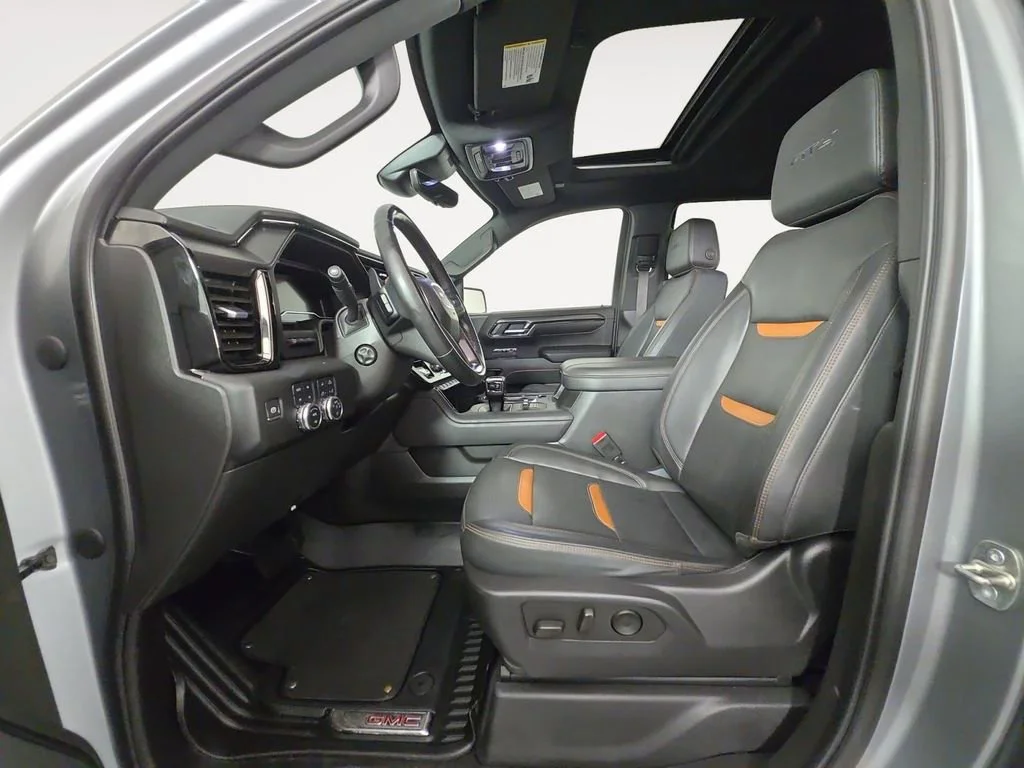 Used 2023 Sterling Metallic GMC AT4 image 9