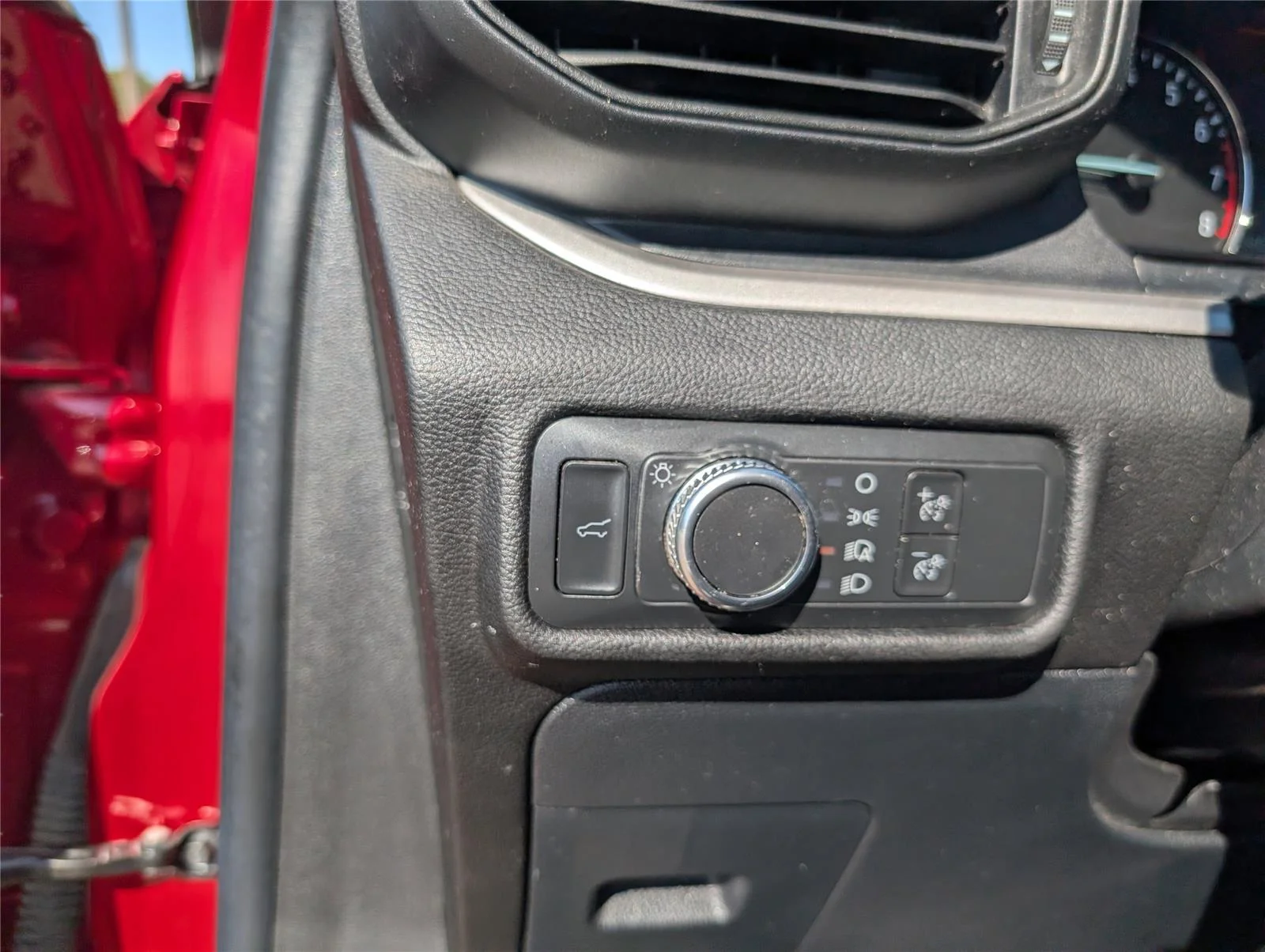 Used 2022 Rapid Red Metallic Tinted Clearcoat Ford XLT image 55