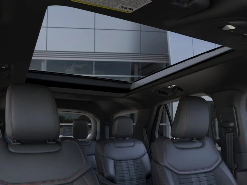 New 2026 Agate Black Metallic Ford ST-Line image 43