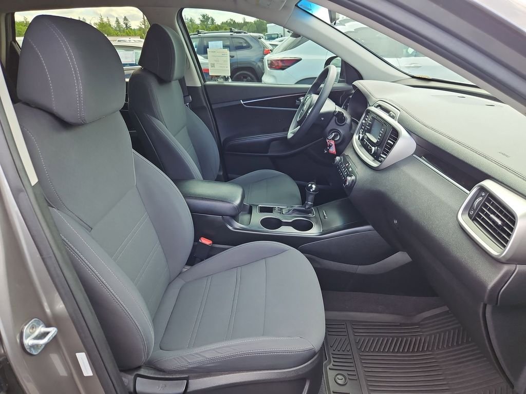 Used 2017 Titanium Silver Kia LX image 28