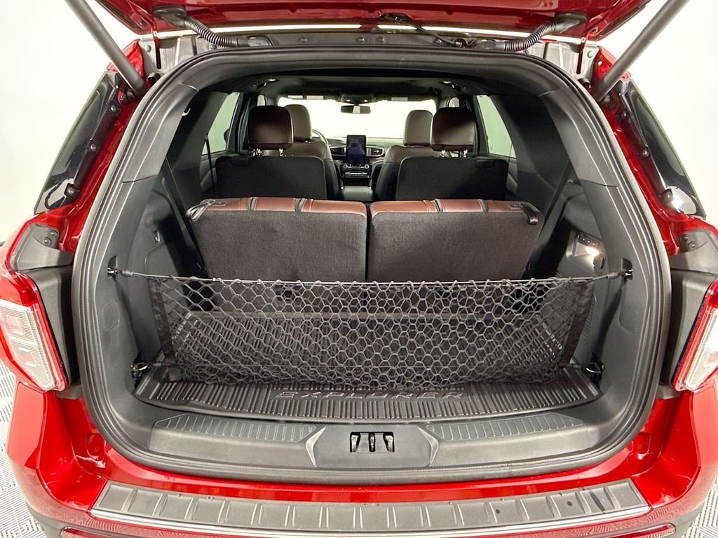 Used 2023 Red Ford Platinum image 28