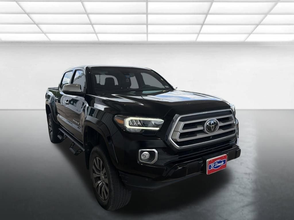 2022 Toyota Tacoma Limited Double Cab 4WD V6 Auto Short Bed's photo
