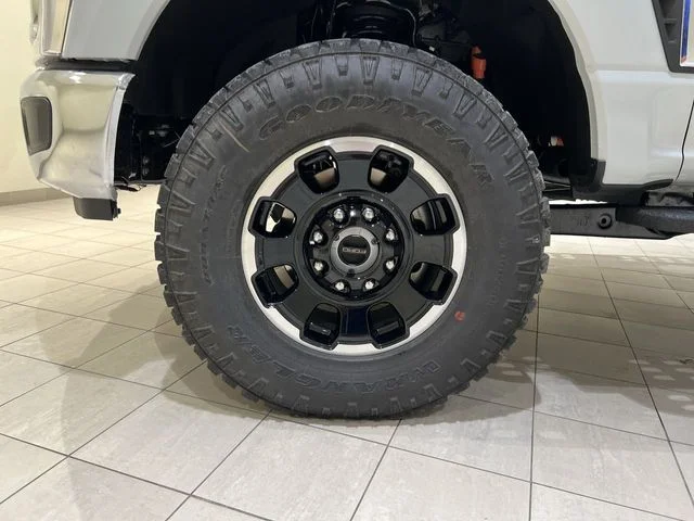 New 2026 Avalanche Ford F-350® Lariat® image 32