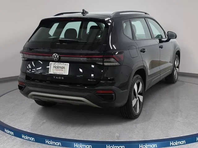 Used 2025 Black Volkswagen 1.5T S image 6