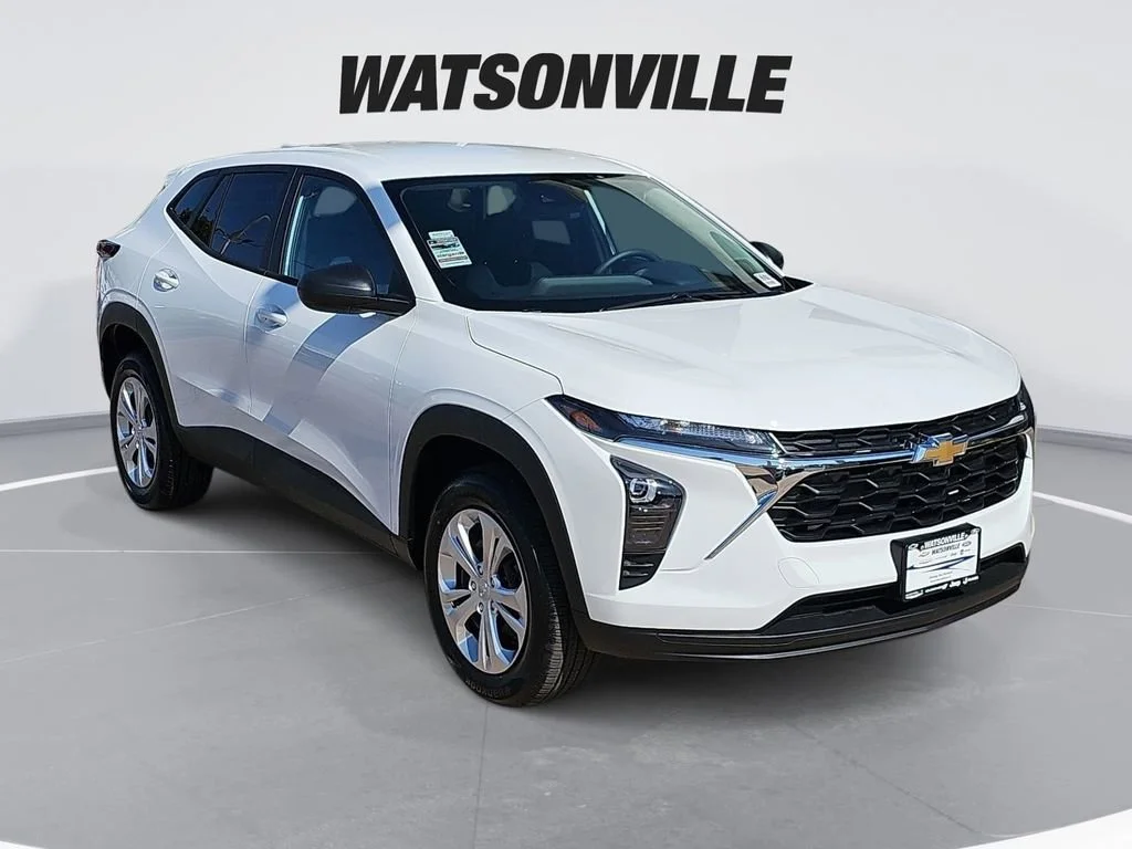 2026 Chevrolet Trax LS's photo