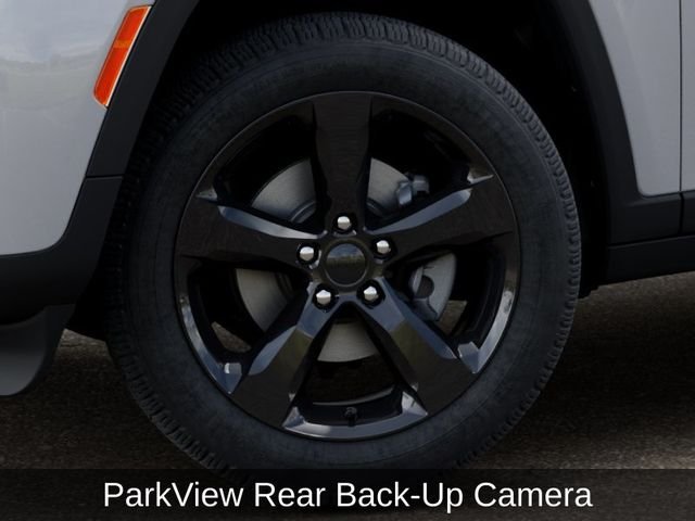 New 2026 Bright White Clear-Coat Exterior Paint Jeep Limited image 9