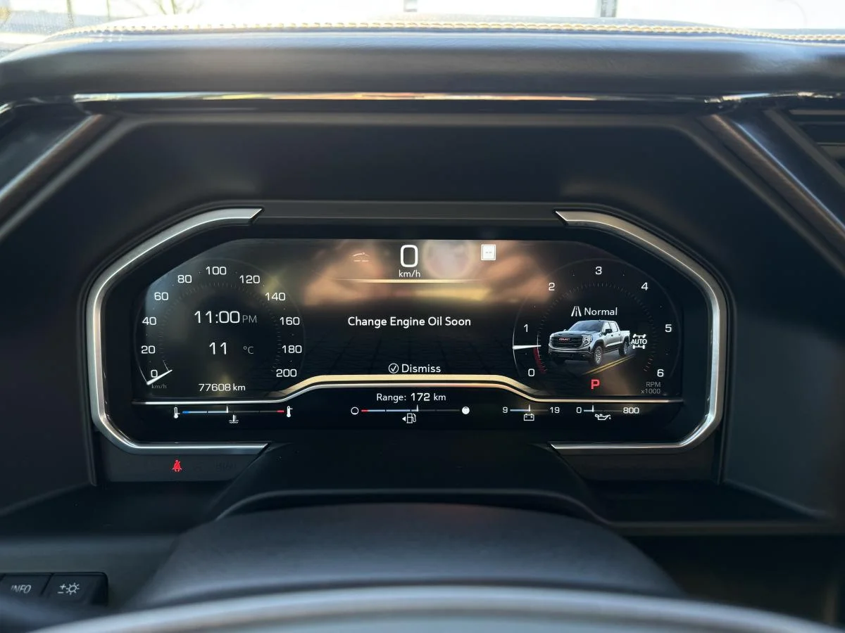 Used 2022 Grey GMC At4x image 16