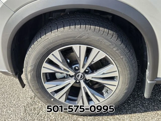 Used 2023 Silver Nissan SV image 18
