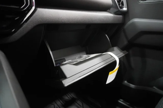 New 2026 Summit White GMC Elevation image 36