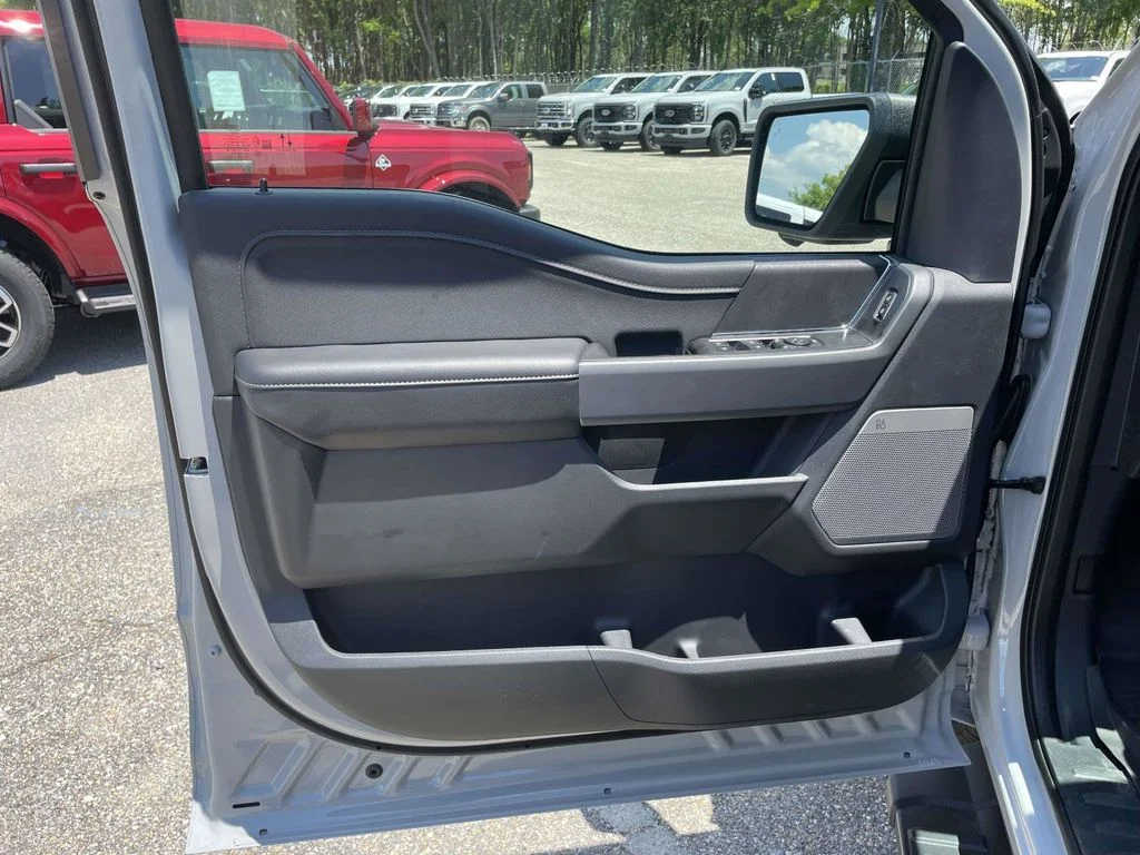 New 2026 White Ford XLT image 15