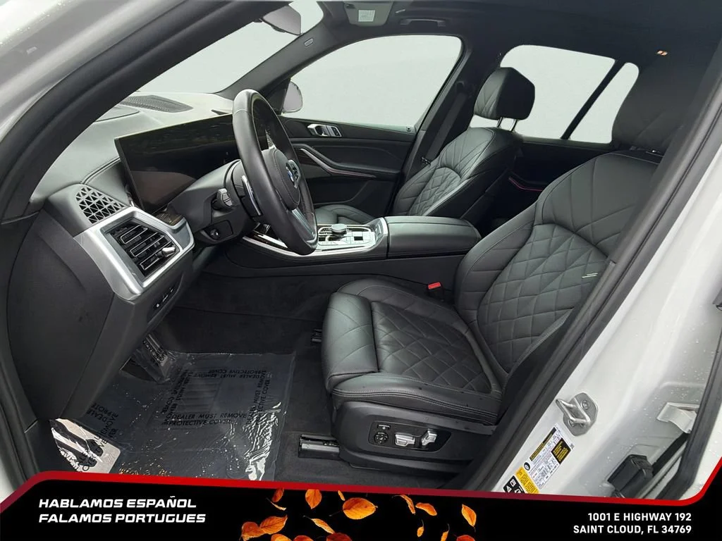 Used 2024  BMW xDrive40i image 12