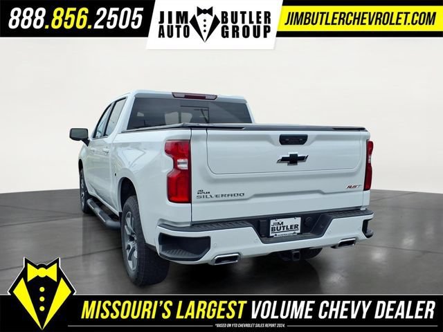 New 2026 Summit White Chevrolet RST image 2
