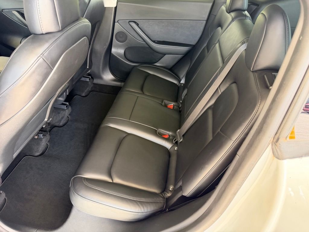 Used 2021  Tesla Long Range image 27