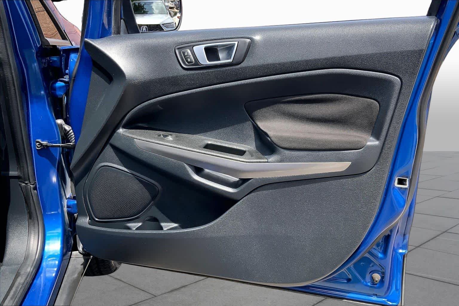 Used 2018 Lightning Blue Metallic Ford SE image 23
