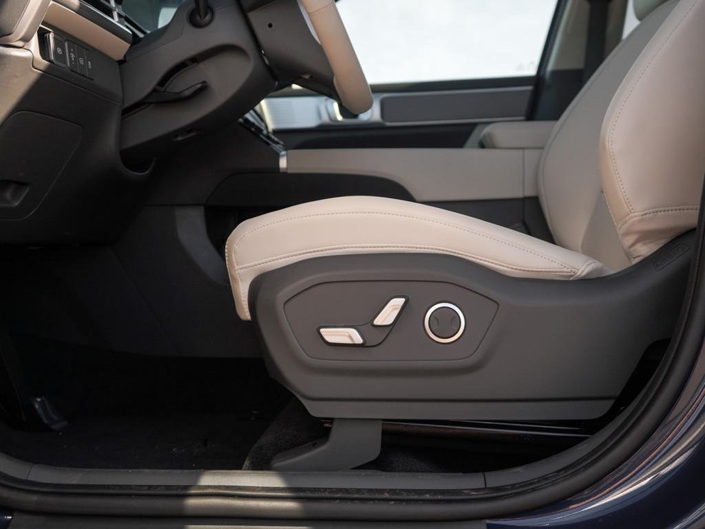 New 2026 Atlantis Blue Hyundai SEL AWD image 45