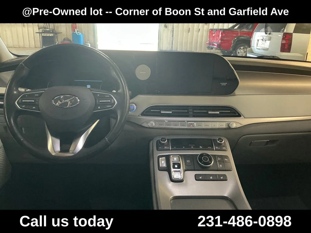 Used 2020 Black Hyundai SEL image 18