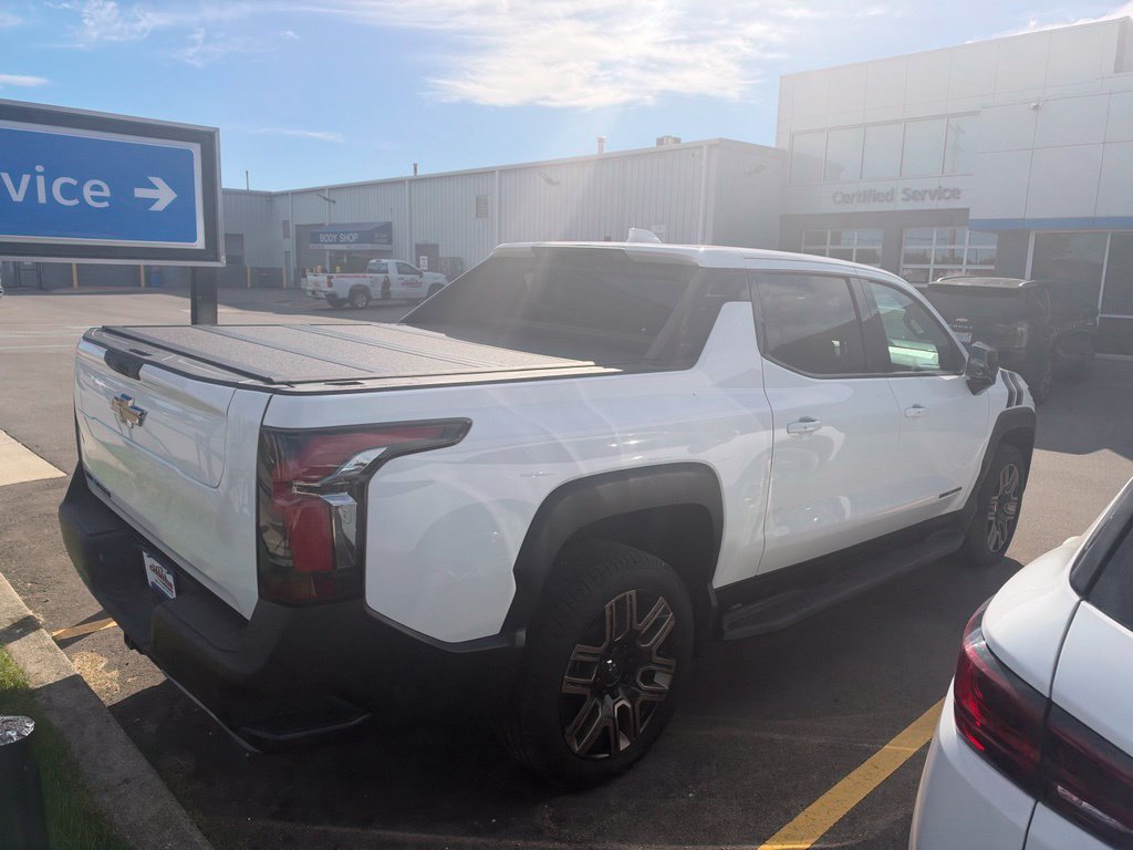 2026 Chevrolet Silverado EV LT - Photo 6