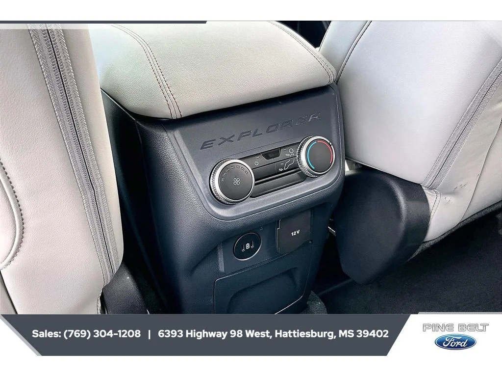 New 2026 Carbonized Gray Metallic Ford Active image 25