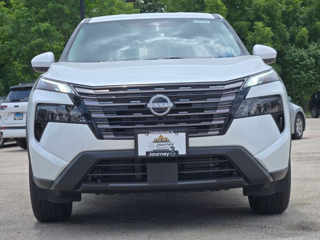 New 2026 Everest White Pearl TriCoat Nissan SV image 3