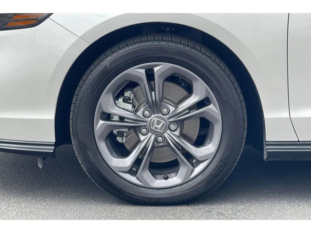 Certified Used 2025 Platinum White Pearl Honda HYBRID EX-L image 96