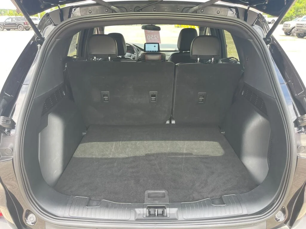 Used 2025 Agate Black Ford ST-Line image 23