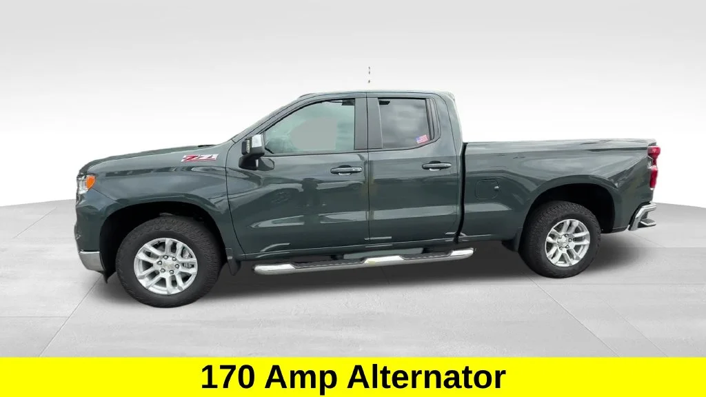 Used 2025 Gray Chevrolet LT image 3