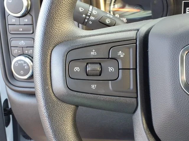 2025 GMC Sierra 2500HD Pro - Photo 11